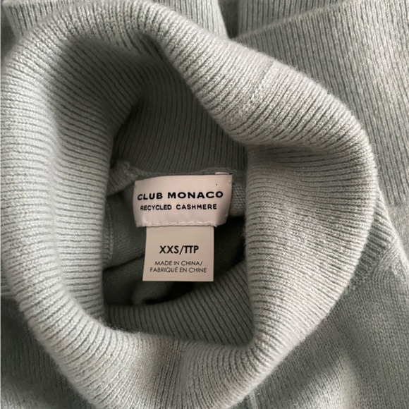 Club Monaco cashmere sweater ✨ - Picture 3 of 4